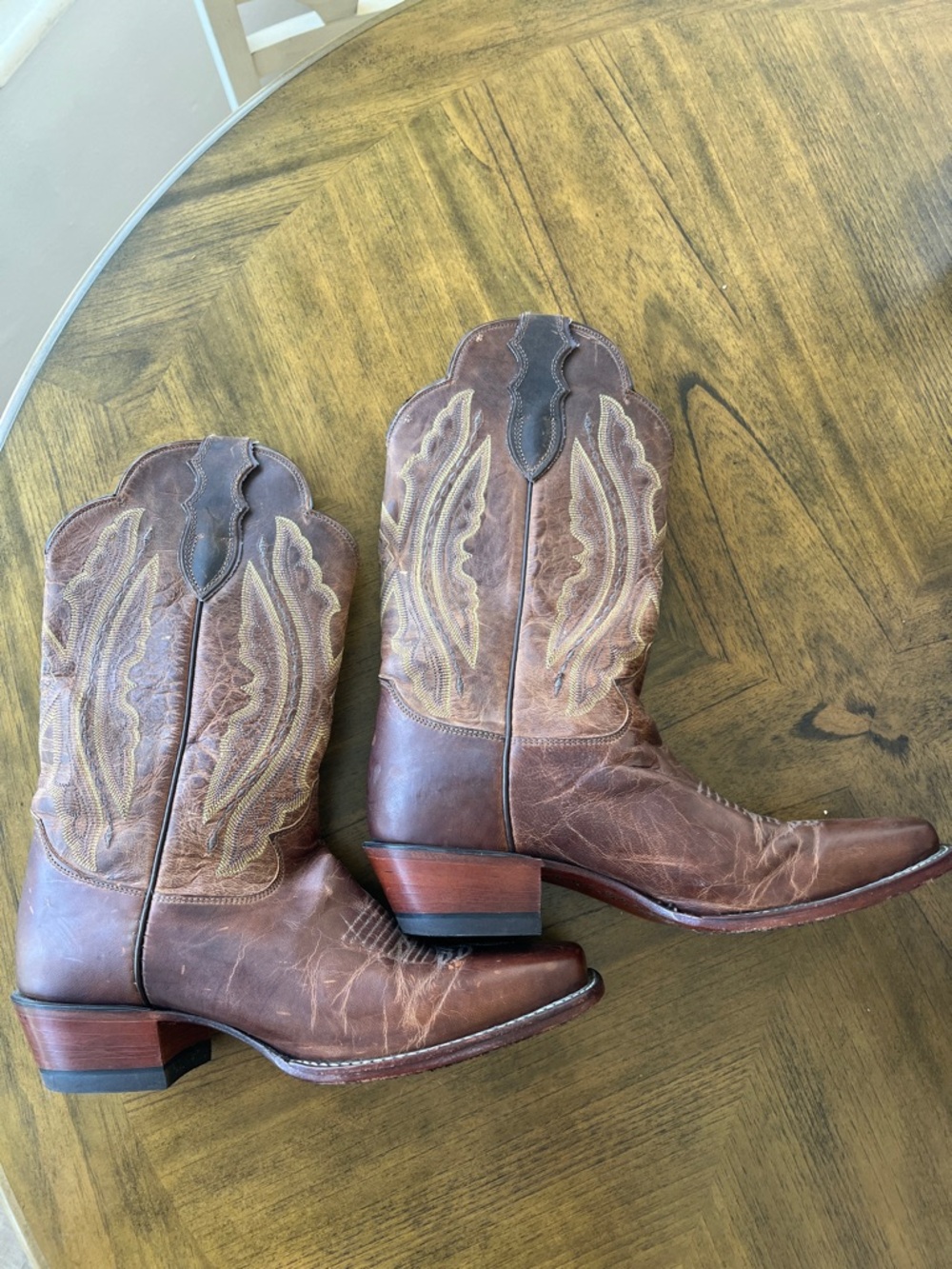 Women’s Justin Brown Western Leather Cowboy Boots - Picture 13 of 15